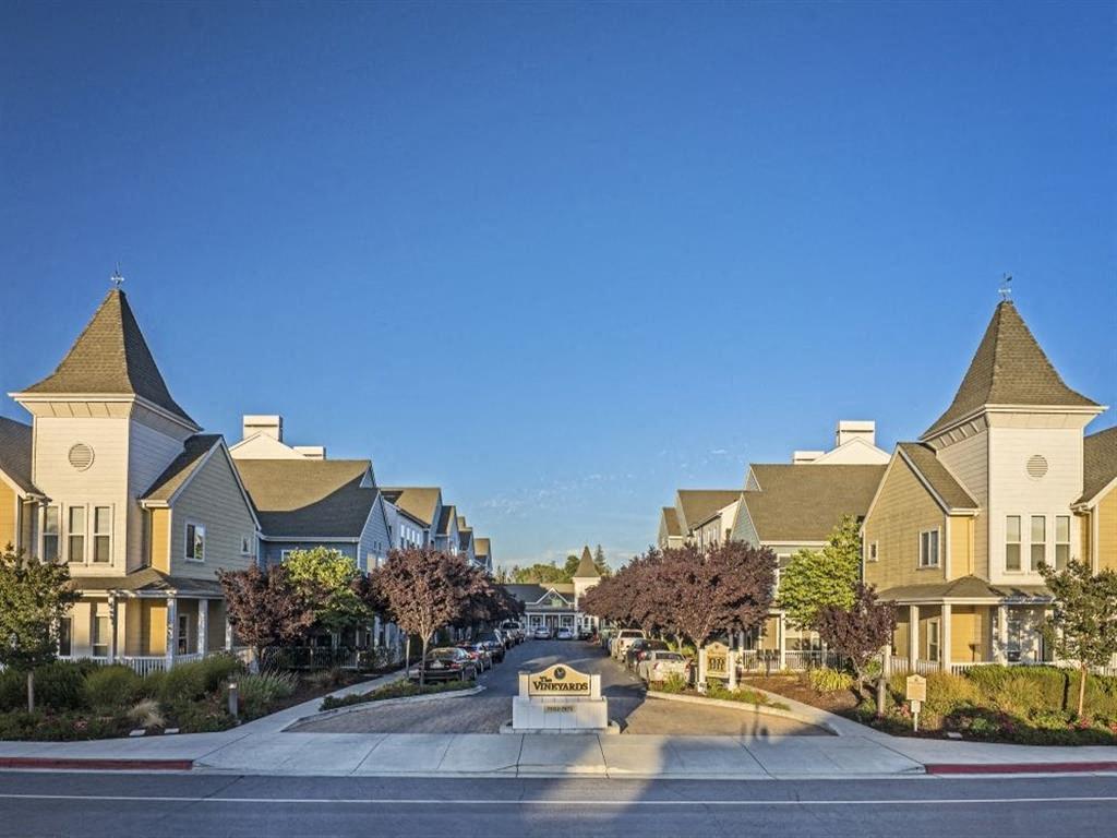 Apartments on Westwood Drive · Gilroy photo 5